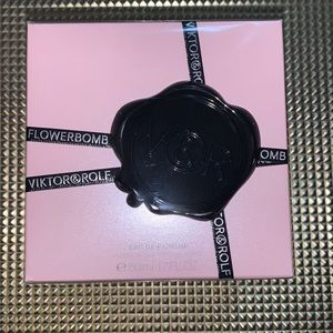 FLOWERBOMB Viktor&Rolf womens fragrance